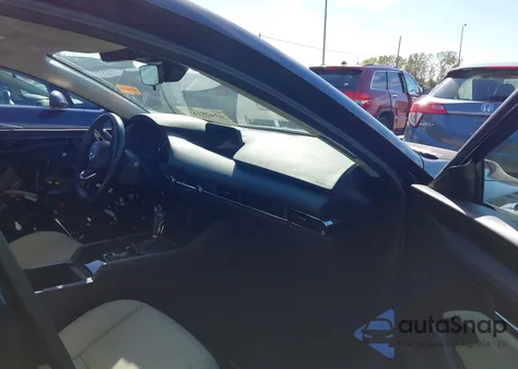 2024 Mazda Mazda3 2.5 S Preferred from USA, damaged, VIN 3MZBPACM0RM431521